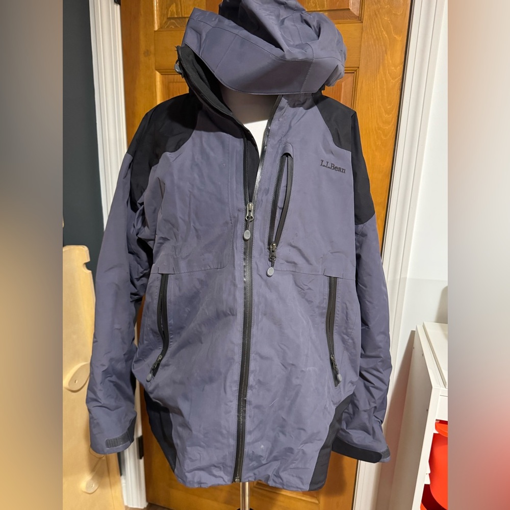 L.L. Bean Men's prima loft ski jacket